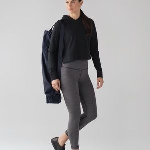 Cropped lululemon hoodie in navy blue
